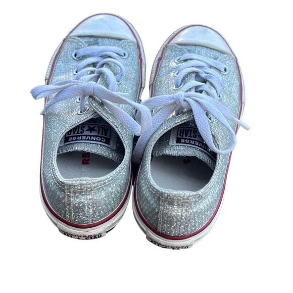 Converse Girls CTAS‎ OX Silver Glitter Sneakers Size 2 - Picture 2 of 7